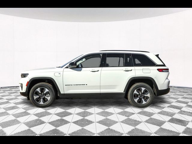 2022 Jeep Grand Cherokee 4xe Base