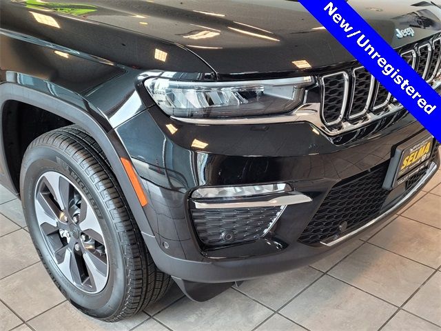 2022 Jeep Grand Cherokee 4xe Base