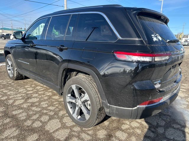 2022 Jeep Grand Cherokee 4xe Base