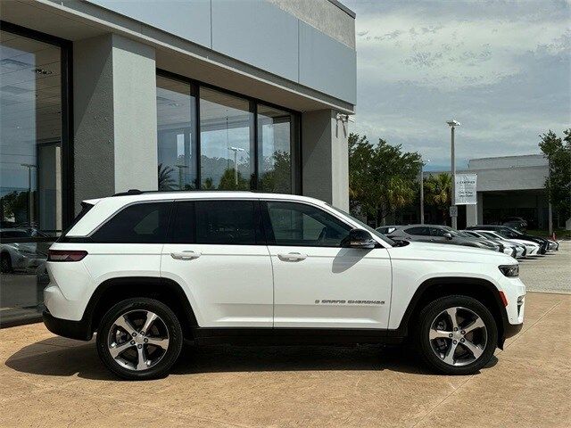 2022 Jeep Grand Cherokee 4xe Base