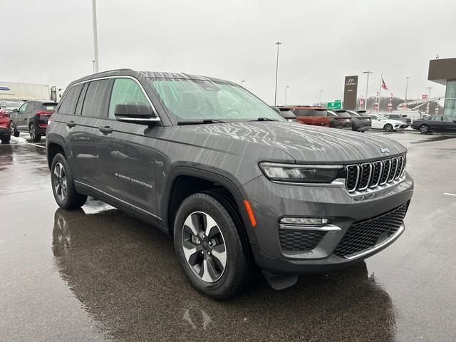 2022 Jeep Grand Cherokee 4xe Base