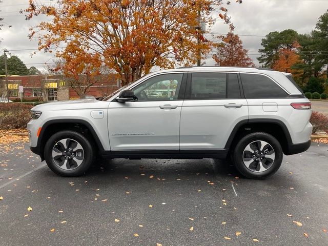 2022 Jeep Grand Cherokee 4xe Base