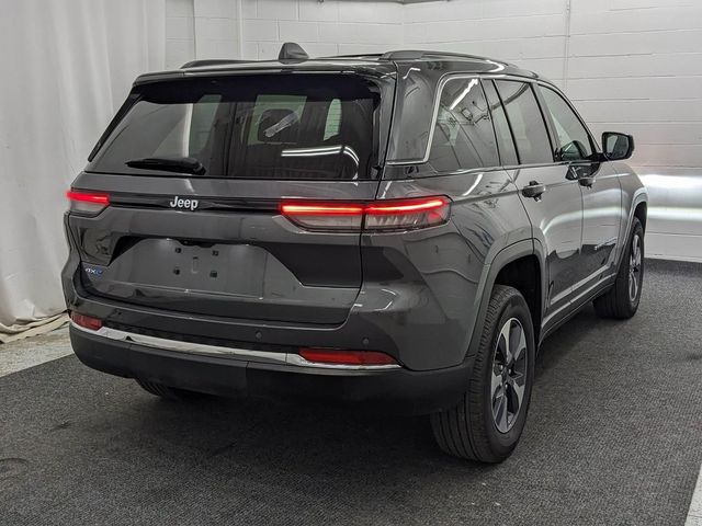 2022 Jeep Grand Cherokee 4xe Base