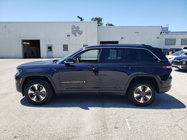 2022 Jeep Grand Cherokee 4xe Base