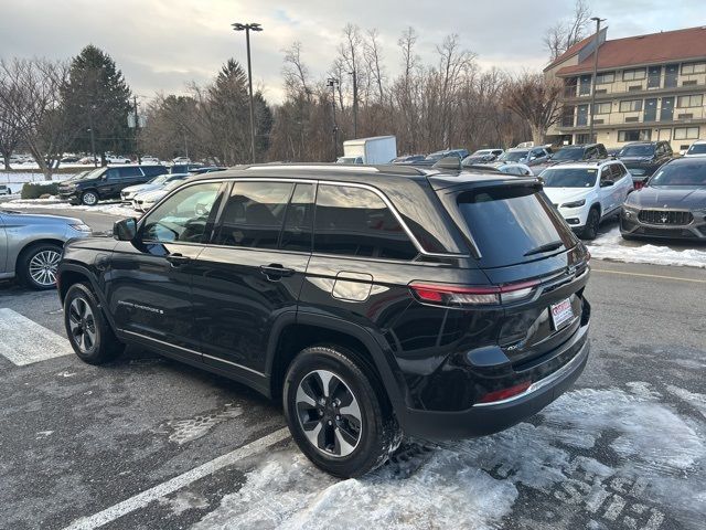 2022 Jeep Grand Cherokee 4xe Base