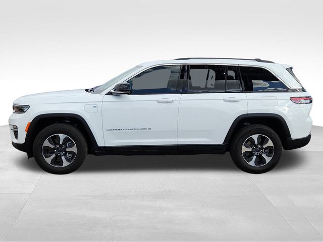 2022 Jeep Grand Cherokee 4xe Base