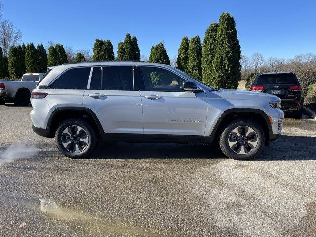 2022 Jeep Grand Cherokee 4xe Base