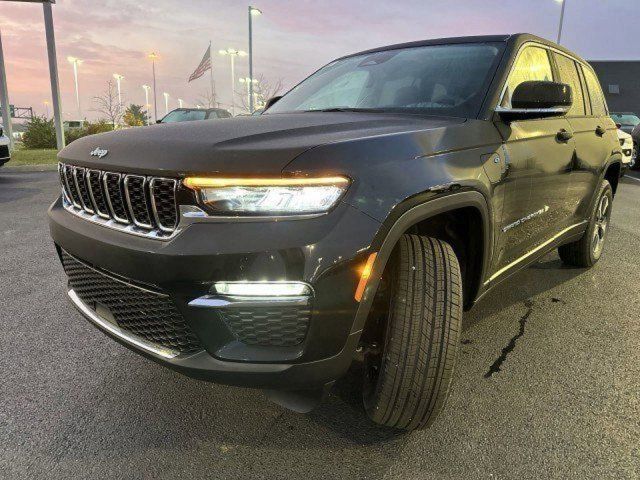 2022 Jeep Grand Cherokee 4xe Base