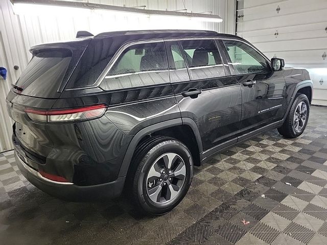 2022 Jeep Grand Cherokee 4xe Base