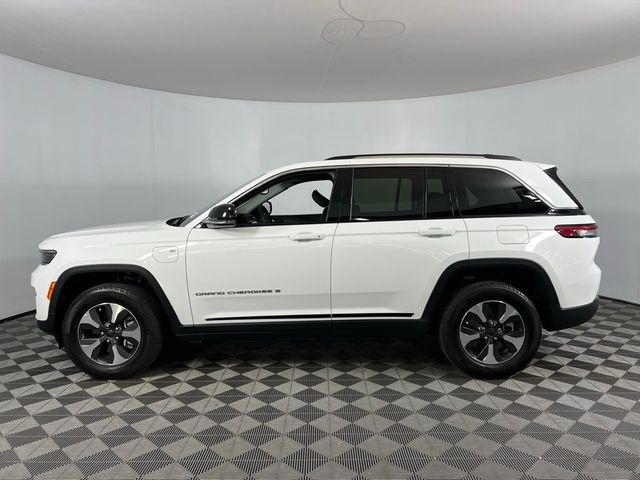 2022 Jeep Grand Cherokee 4xe Base