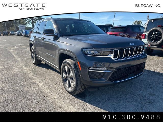 2022 Jeep Grand Cherokee 4xe Base