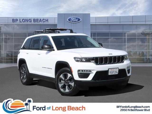 2022 Jeep Grand Cherokee 4xe Base