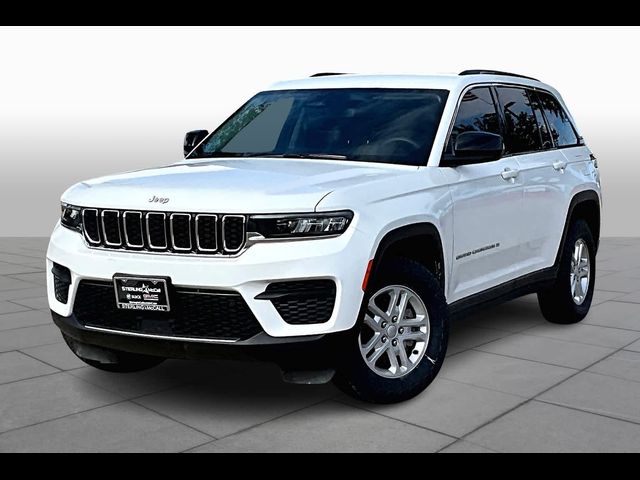 2022 Jeep Grand Cherokee Laredo