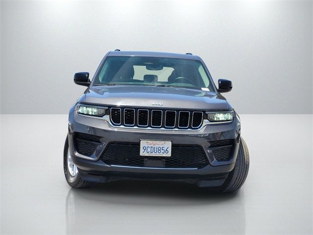 2022 Jeep Grand Cherokee Laredo