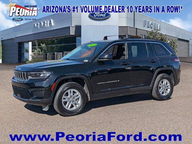 2022 Jeep Grand Cherokee Laredo