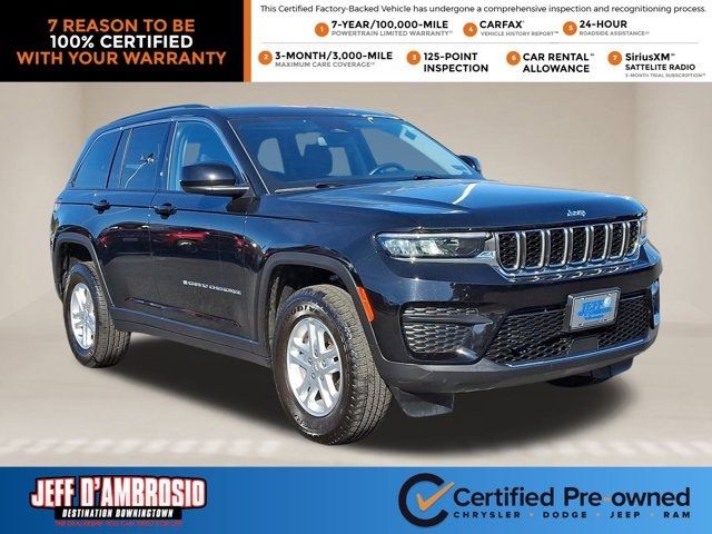 2022 Jeep Grand Cherokee Laredo