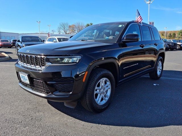 2022 Jeep Grand Cherokee Laredo