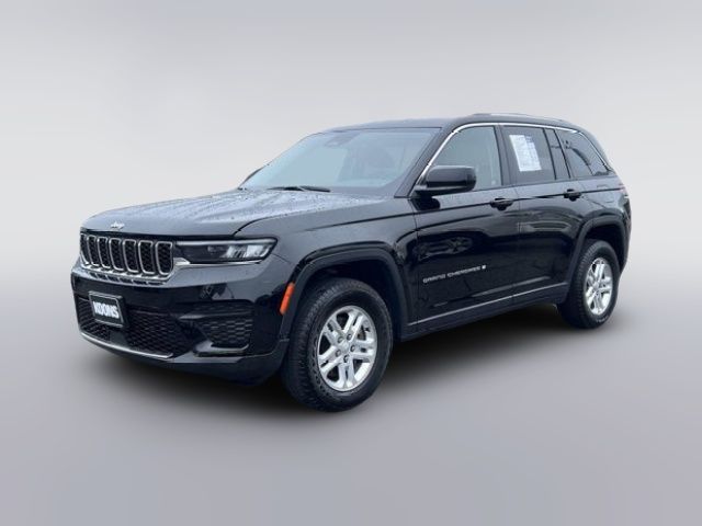 2022 Jeep Grand Cherokee Laredo
