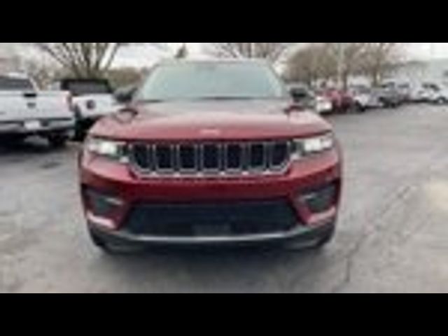 2022 Jeep Grand Cherokee Laredo