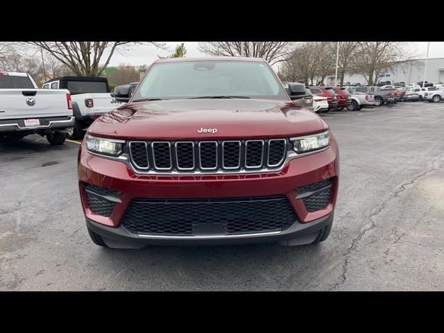 2022 Jeep Grand Cherokee Laredo