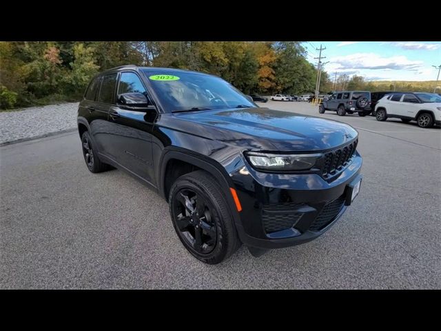 2022 Jeep Grand Cherokee Altitude