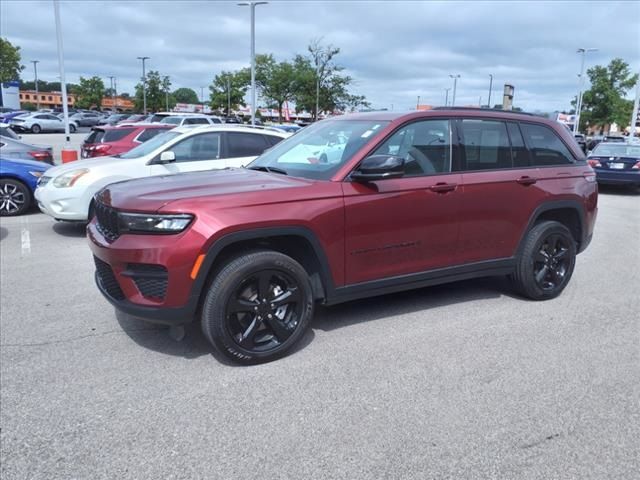 2022 Jeep Grand Cherokee Altitude