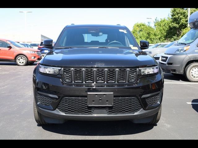 2022 Jeep Grand Cherokee Altitude