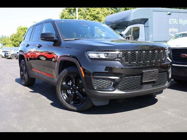 2022 Jeep Grand Cherokee Altitude