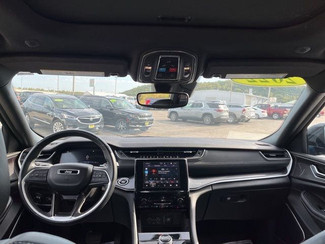 2022 Jeep Grand Cherokee Altitude