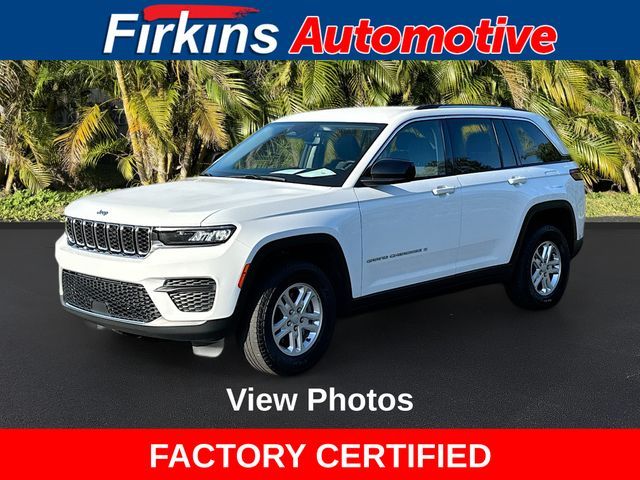 2022 Jeep Grand Cherokee Laredo