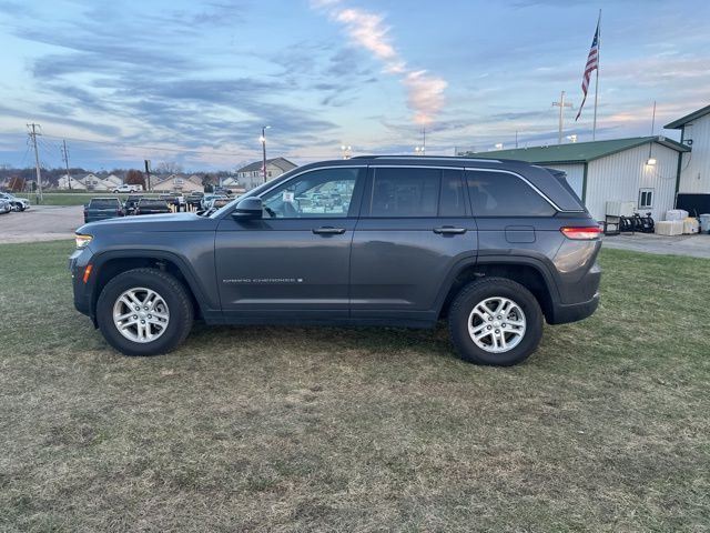 2022 Jeep Grand Cherokee Laredo