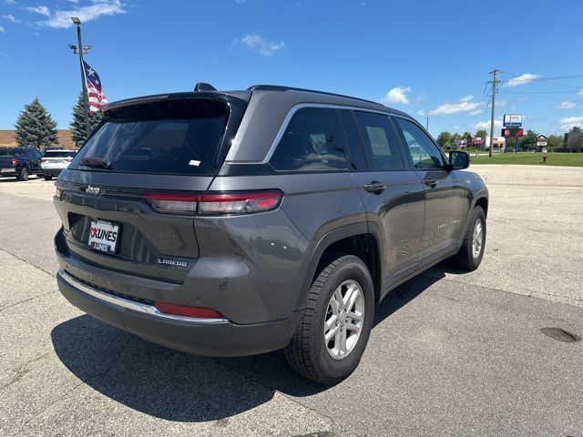 2022 Jeep Grand Cherokee Laredo