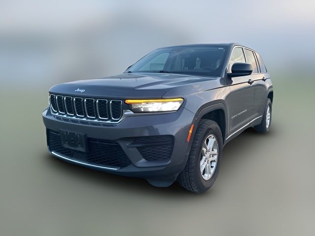 2022 Jeep Grand Cherokee Laredo