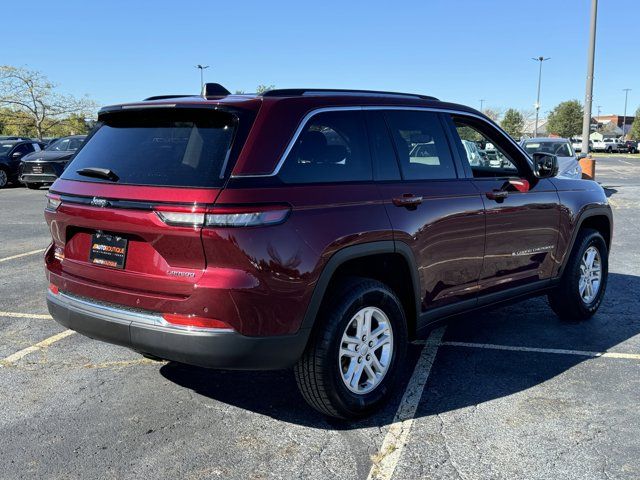 2022 Jeep Grand Cherokee Laredo