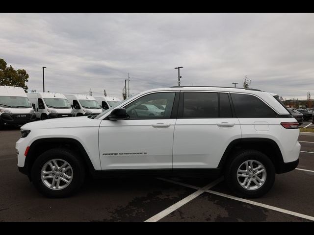 2022 Jeep Grand Cherokee Laredo