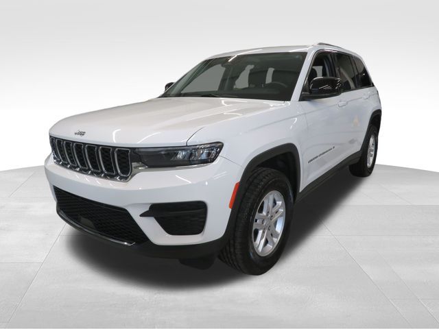 2022 Jeep Grand Cherokee Laredo