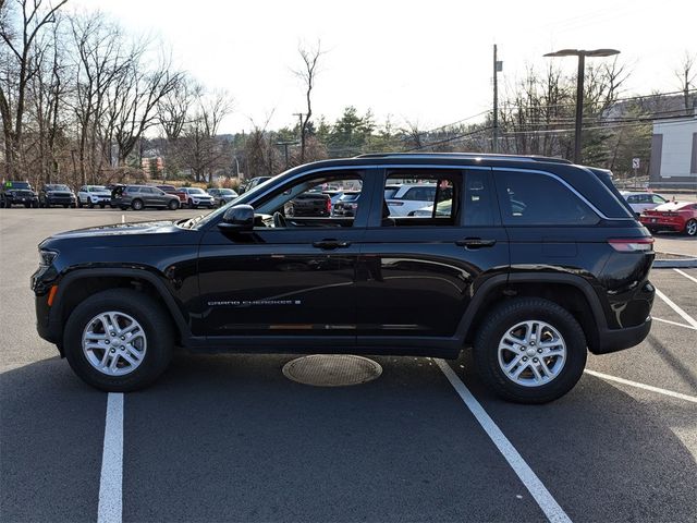 2022 Jeep Grand Cherokee Laredo