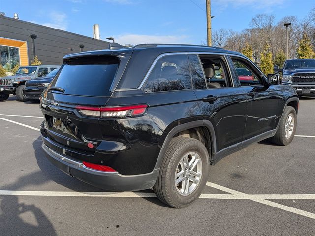 2022 Jeep Grand Cherokee Laredo