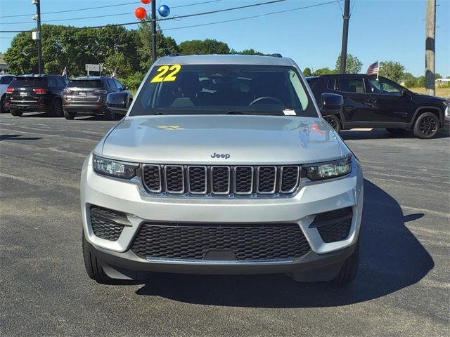 2022 Jeep Grand Cherokee Laredo