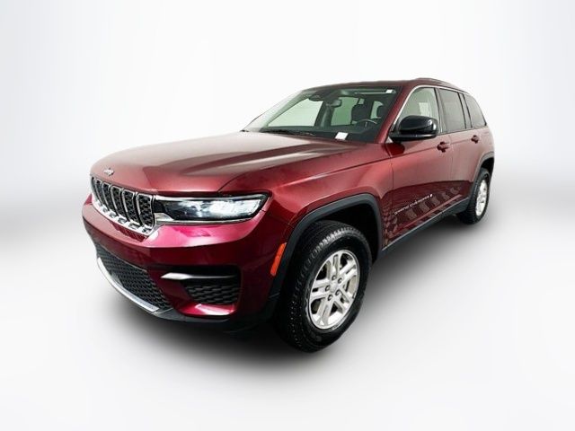 2022 Jeep Grand Cherokee Laredo