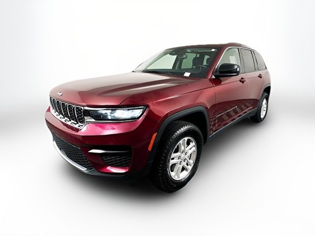 2022 Jeep Grand Cherokee Laredo