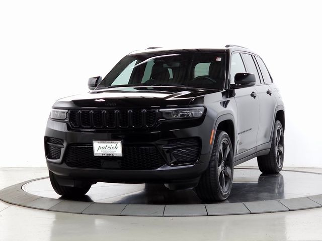 2022 Jeep Grand Cherokee Altitude