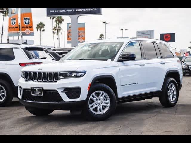 2022 Jeep Grand Cherokee Laredo