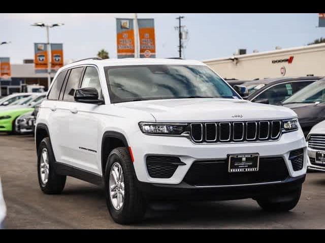 2022 Jeep Grand Cherokee Laredo