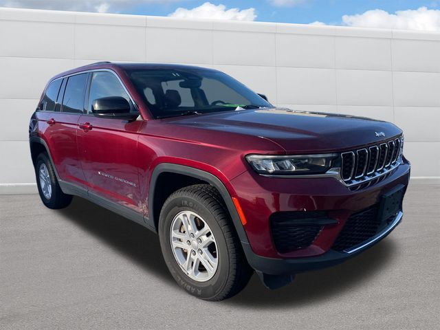 2022 Jeep Grand Cherokee Laredo