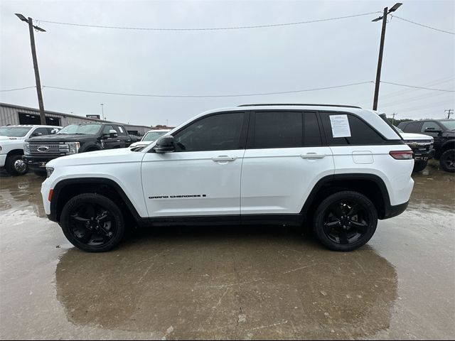 2022 Jeep Grand Cherokee Altitude