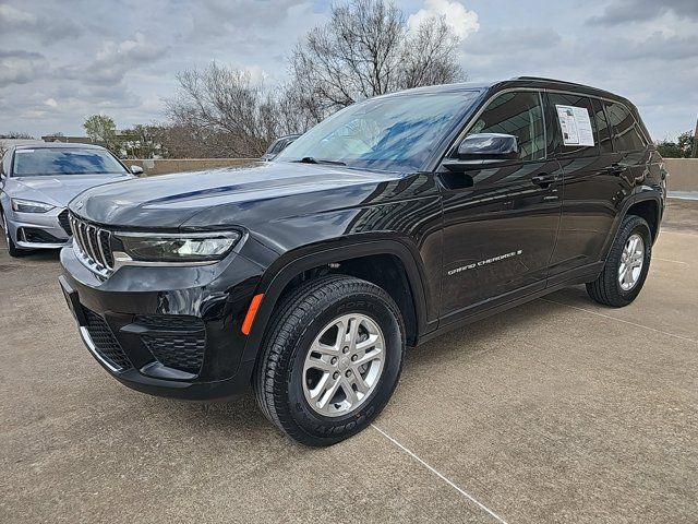 2022 Jeep Grand Cherokee Laredo