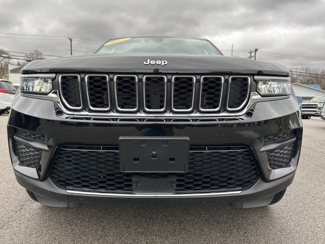 2022 Jeep Grand Cherokee Laredo