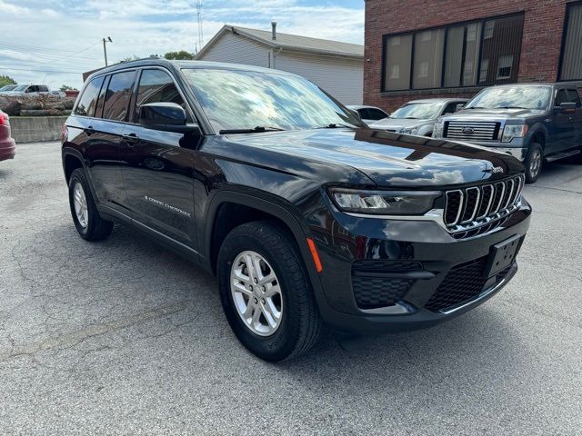 2022 Jeep Grand Cherokee Laredo