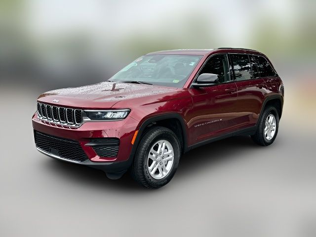 2022 Jeep Grand Cherokee Laredo